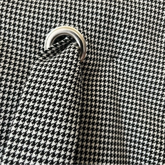 H&M Herringbone Tulip Skirt Size 6 - Picture 4 of 8